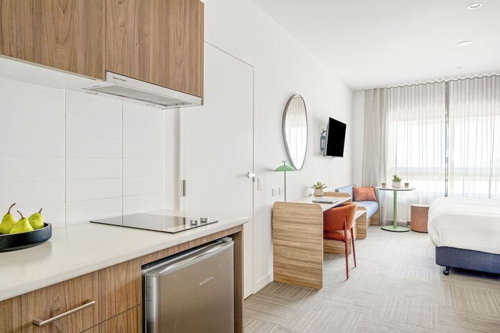 Room 5 of 28