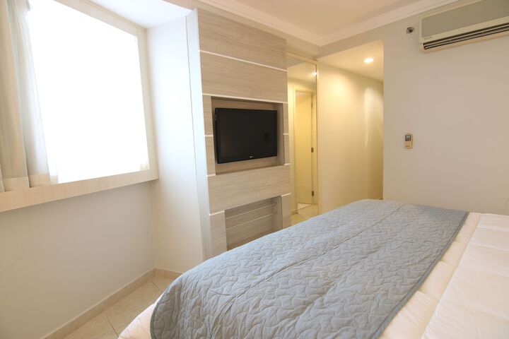 Room 18 of 50