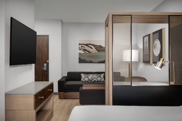 Room 17 of 54