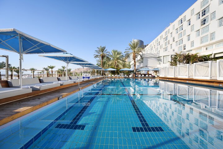 Pool 55 of 106