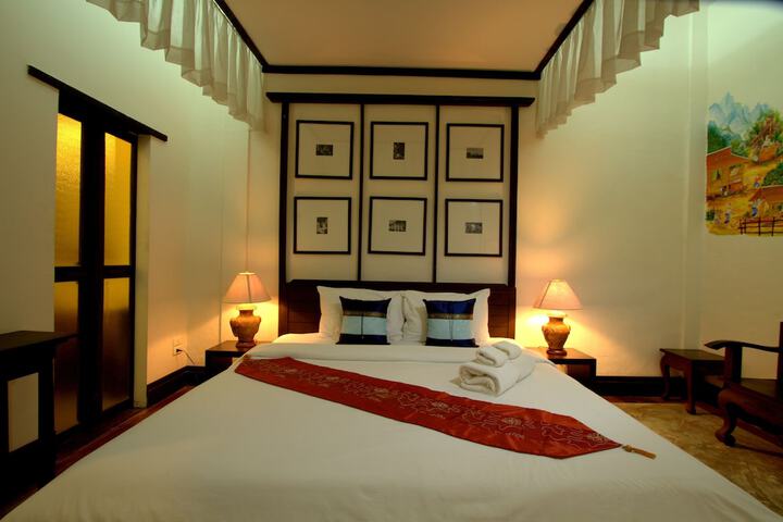 Room 15 of 73