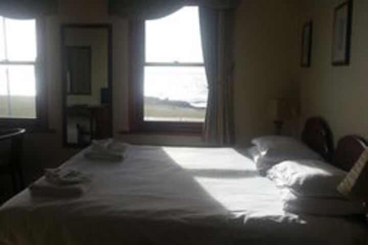 Room 17 of 35