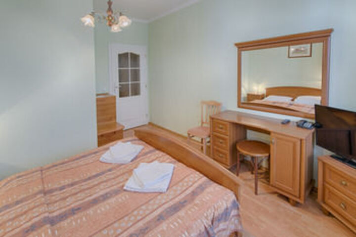 Room 21 of 44