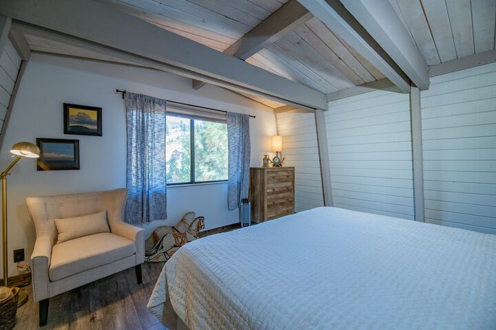 Room 3 of 18