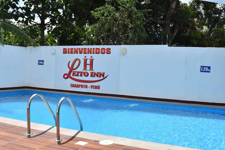 Pool 31 of 44