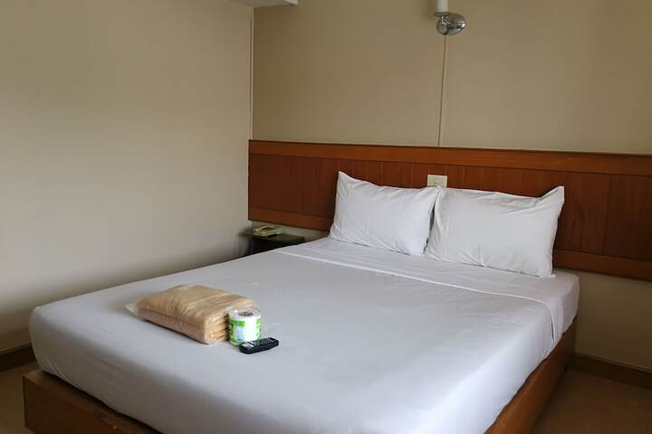 Room 6 of 41
