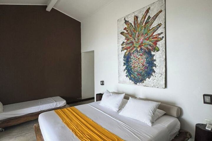 Room 13 of 73