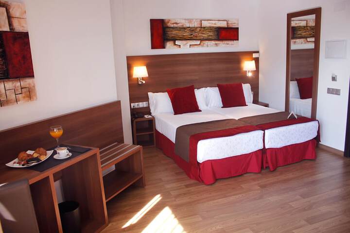 Room 30 of 118
