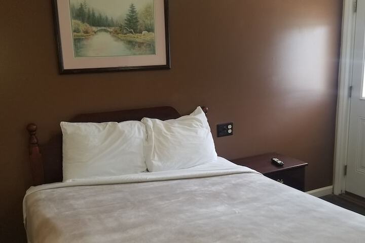 Room 20 of 32