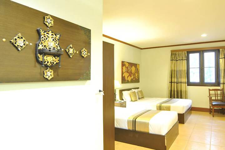 Room 8 of 41