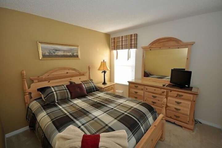 Room 9 of 29