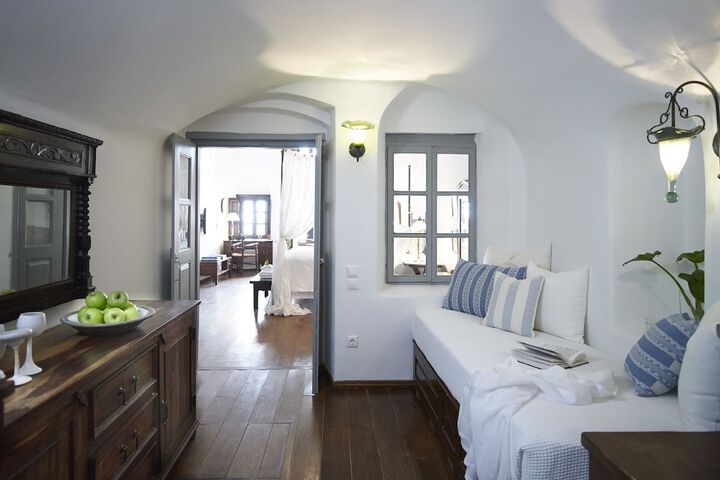 Room 6 of 39