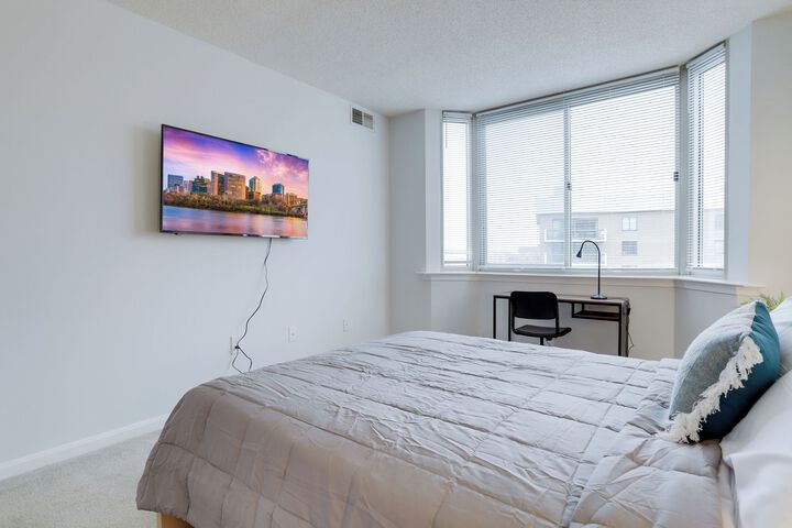 Room 167 of 195