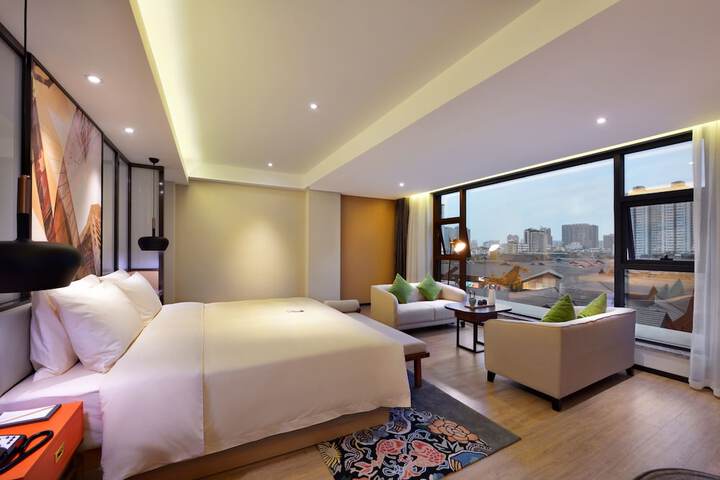Room 15 of 20