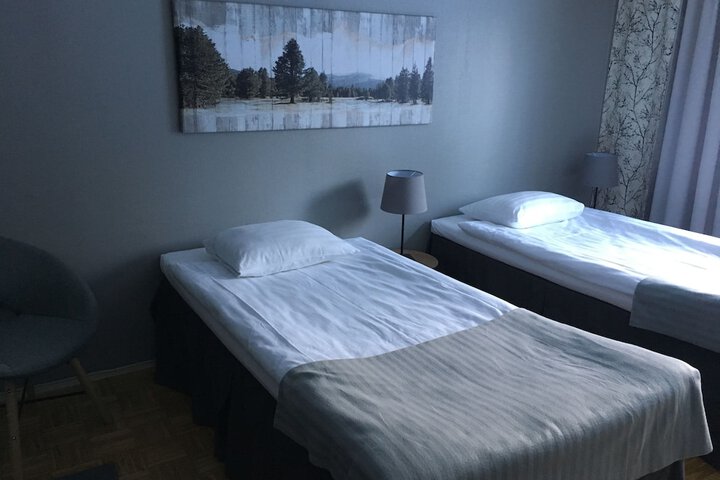 Room 2 of 53