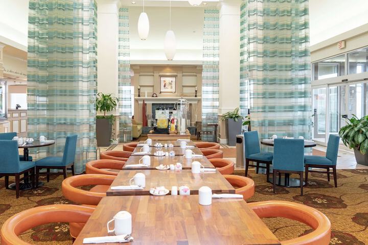 Breakfast area