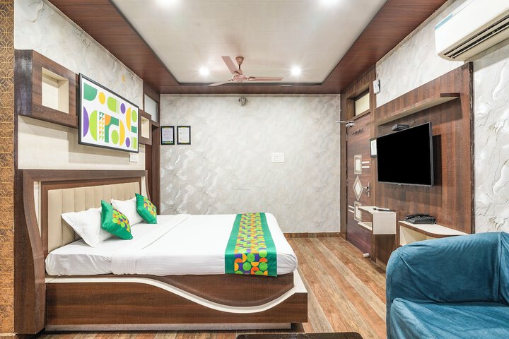 Room 15 of 46