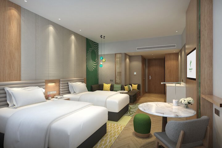 Room 3 of 104
