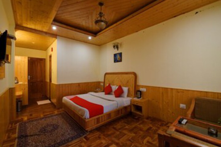 Room 17 of 26