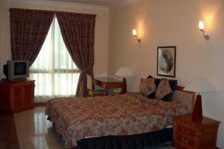 Room 5 of 5