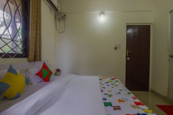 Room 16 of 22