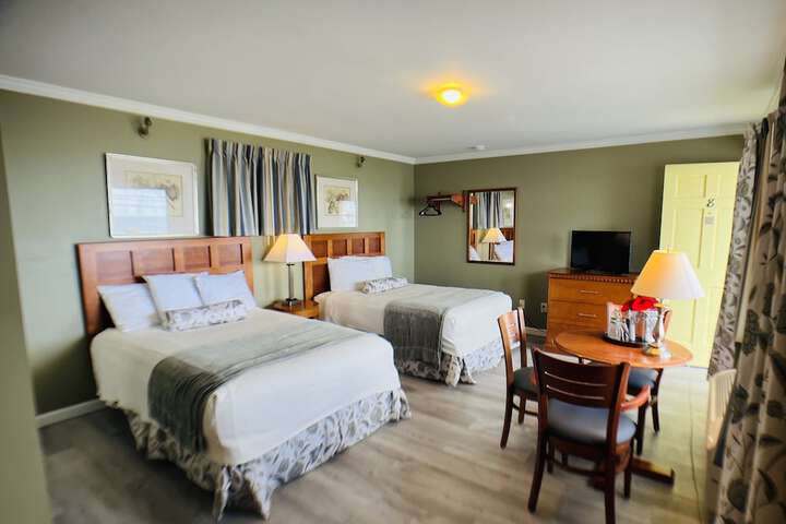 Room 4 of 38
