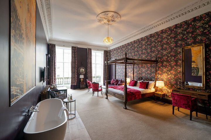 Room 74 of 196