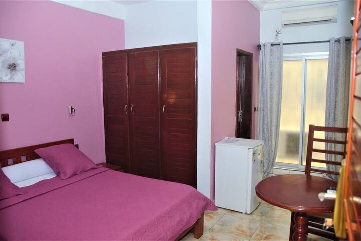 Room 8 of 52
