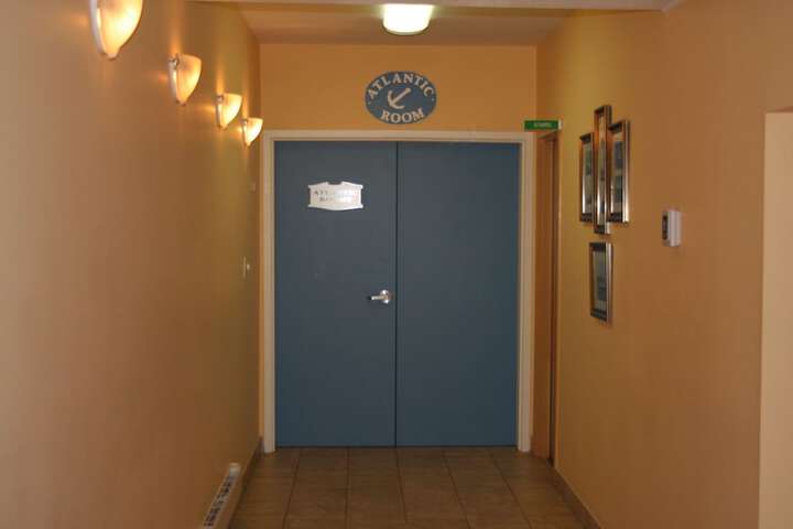 Ballroom/Hall 46 of 55