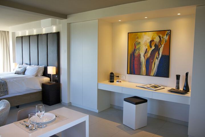 Room 21 of 69