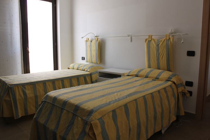 Room 168 of 172