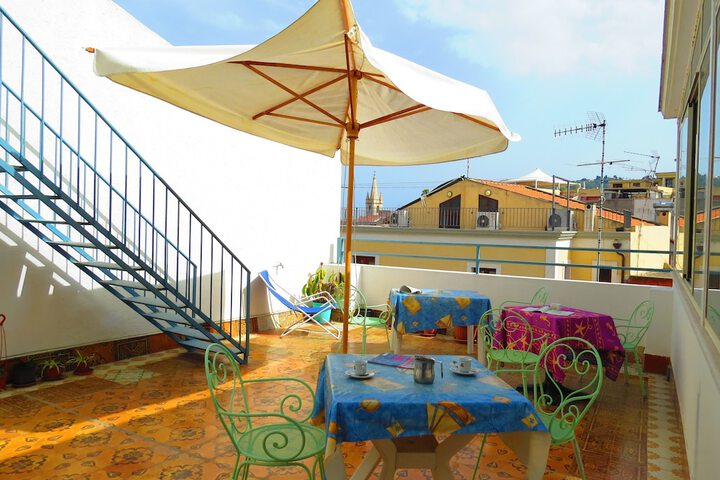 Terrace/Patio 104 of 107