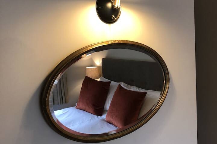 Room 17 of 39