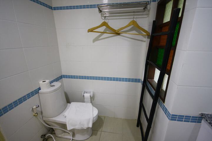 Clean Restrooms