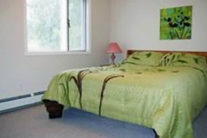 Room 3 of 10