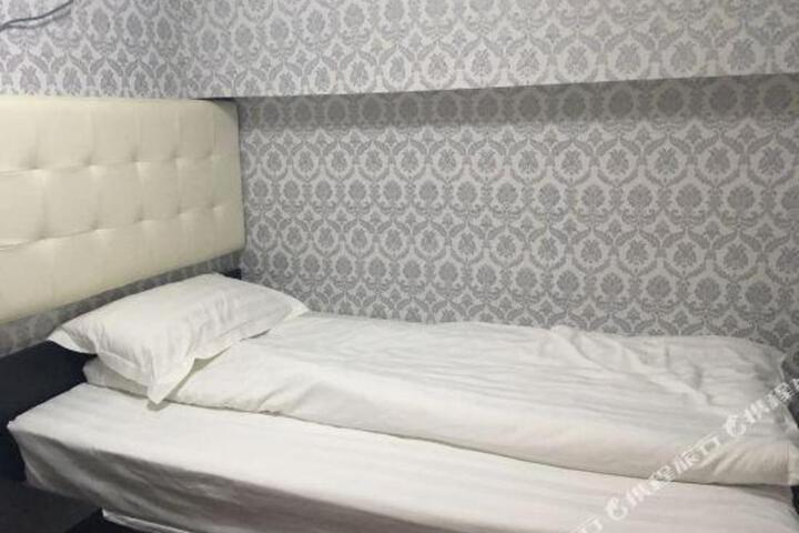 Shanghai Baolinge Business Hotel