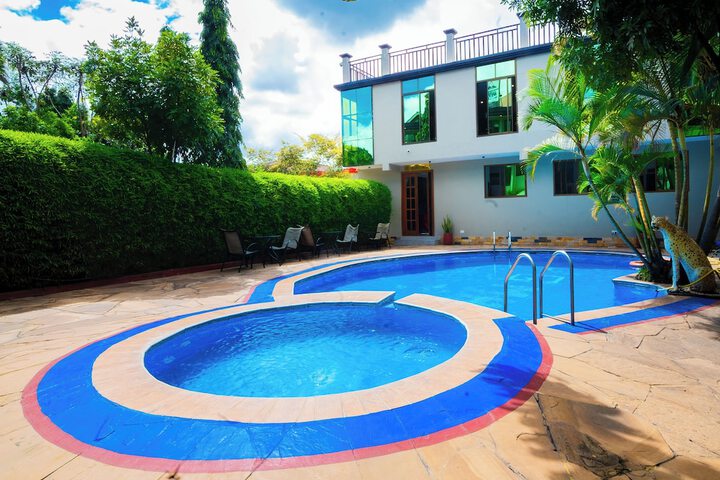 Pool 94 of 167