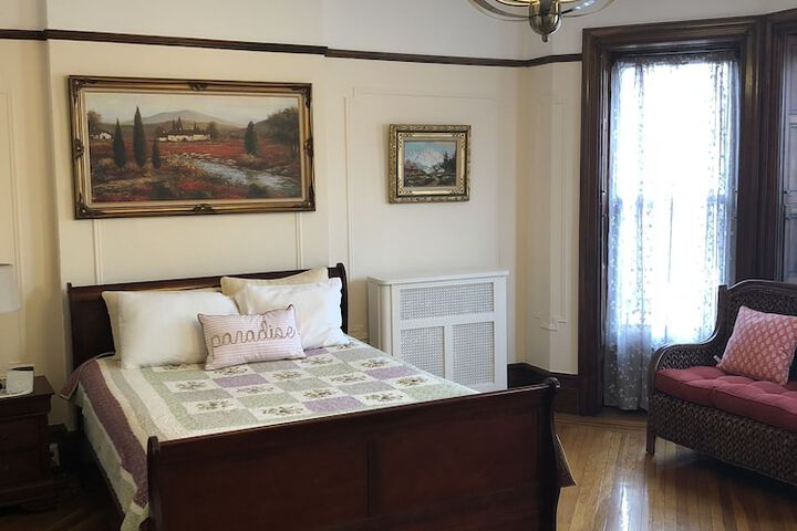Room 7 of 39