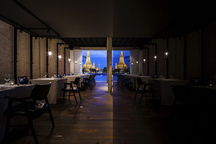 Dining 38 of 76