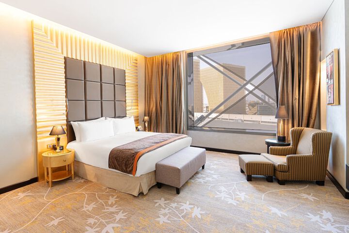 Room 34 of 149