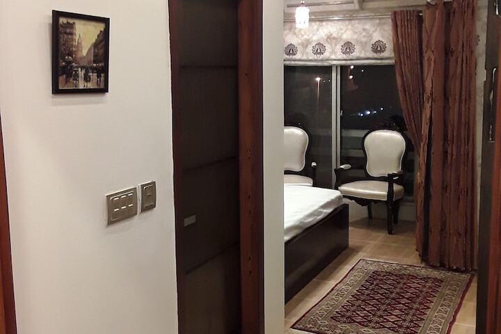 Room 3 of 21