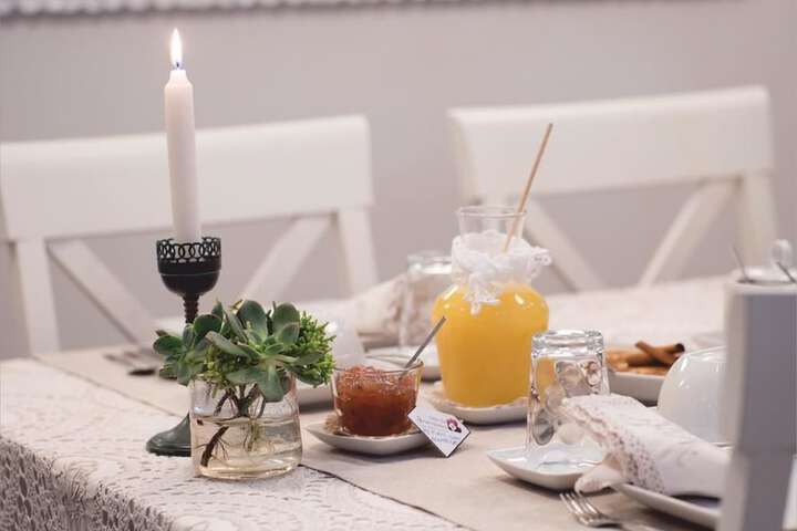 Dining 38 of 67