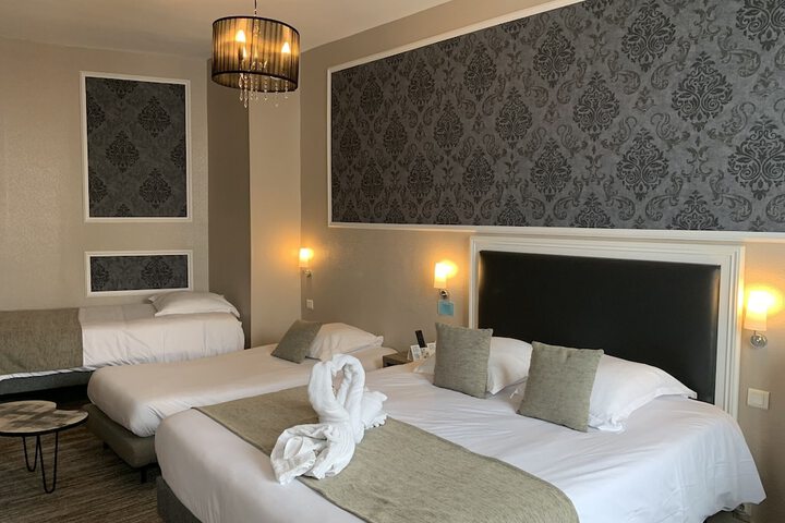 Room 43 of 74