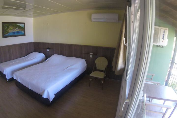 Room 5 of 45