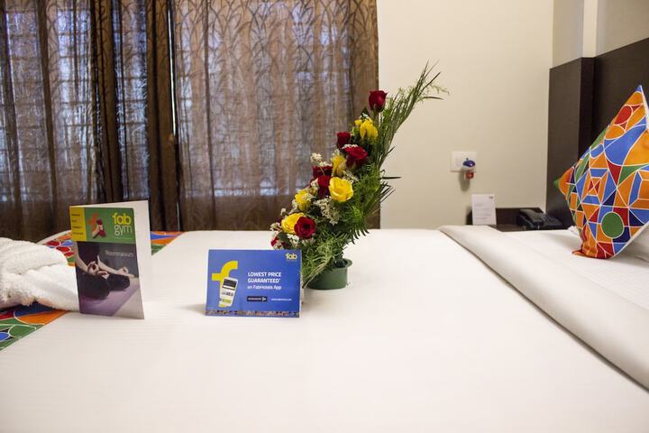 Room 9 of 28