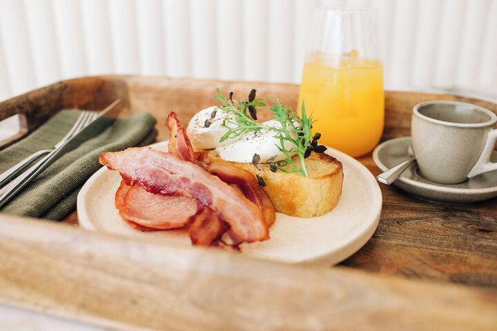 Breakfast/Coffee Service 32 of 48