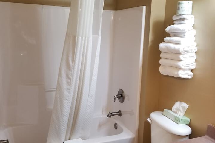 Clean Restrooms
