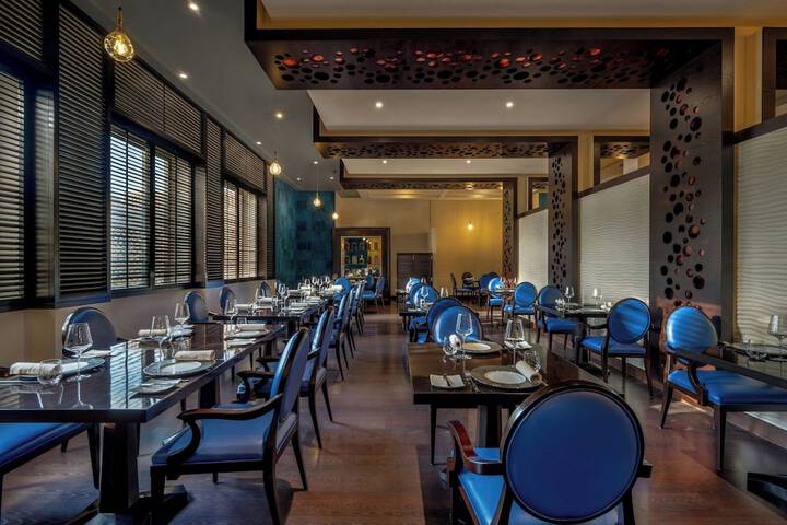 Dining 84 of 152