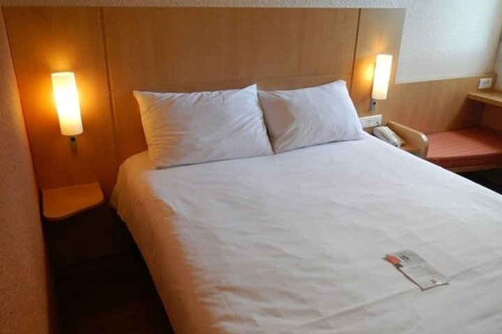 Room 3 of 30