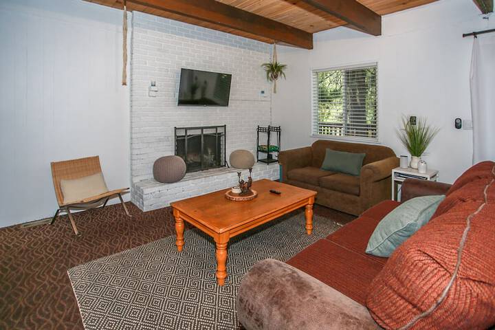 Room 16 of 28